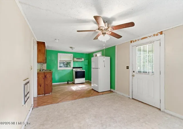 4th image of 344 Sunshine St, Jacksonville, FL 32254 | MLS# 2146628