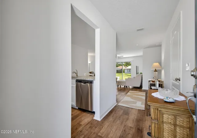 Photo 4 of Single family home for sale at 24 Perkins Ln, Palm Coast, FL 32164 | MLS# 2146508 | Listing updated on 2026-09-09