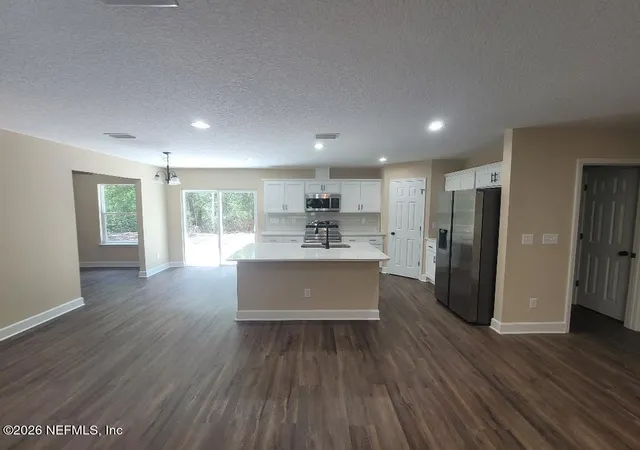 Photo 4 of Single family home for sale at 7617 Saguaro St, Keystone Heights, FL 32656 | MLS# 2146788 | Listing updated on 2026-09-30