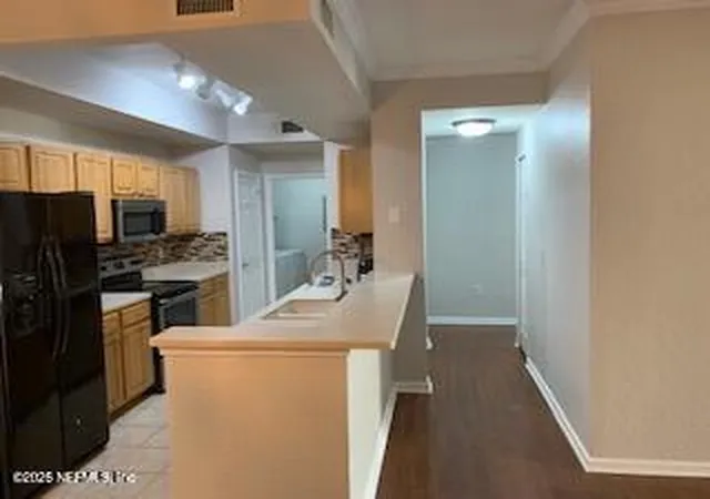 Homes for sale in Jacksonville, FL | 10075 N Gate Pkwy #602, Jacksonville, FL 32246 | MLS# 2146861