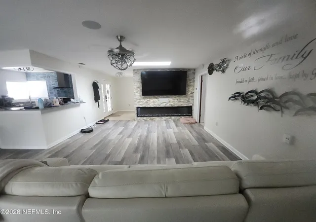 Photo 3 of Single family home for sale at 4 Chippeway Ct, Palm Coast, FL 32137 | MLS# 2148013 | Listing updated on 2026-10-05