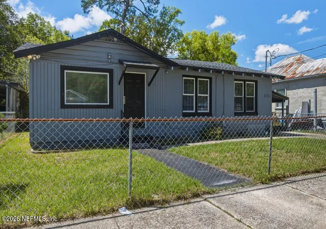 2nd image of 1216 W 24th St, Jacksonville, FL 32209 | MLS# 2146958
