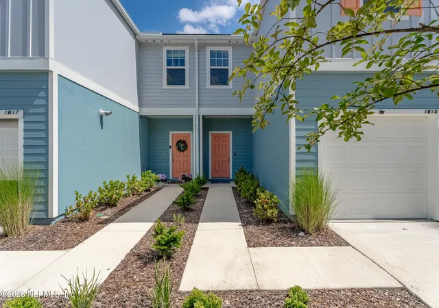 Photo 1 of Townhouse for sale at 1615 Cluny Rd, Jacksonville, FL 32218 | MLS# 2147070 | Listing updated on 2026-10-01