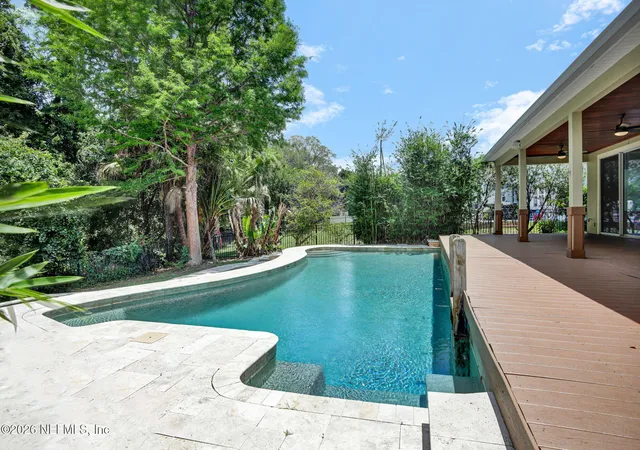 Photo 4 of Single family home for sale at 218 Carrier Dr, Ponte Vedra, FL 32081 | MLS# 2147113 | Listing updated on 2026-09-03