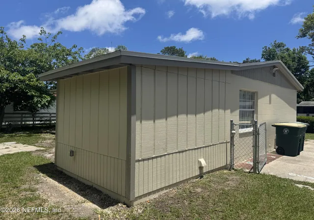 Photo 4 of Single family home for sale at 3554 Brockway Rd, Jacksonville Beach, FL 32250 | MLS# 2147272 | Listing updated on 2026-05-27