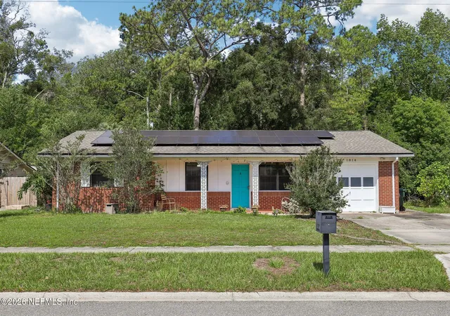 Homes for sale in Orange Park, FL | 1814 Grove Park Dr, Orange Park, FL 32073 | MLS# 2148901