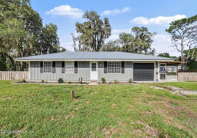 Homes for sale in Satsuma, FL | 110 Horse Landing Rd, Satsuma, FL 32189 | MLS# 2147736