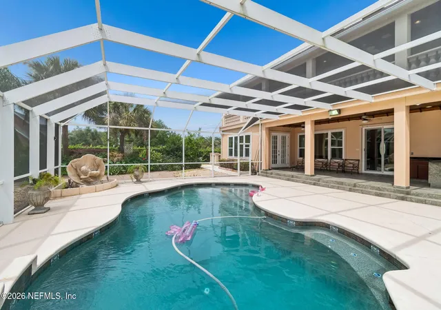 Photo 1 of Mansion for sale at 4728 University Blvd N, Jacksonville, FL 32277 | MLS# 2147556 | Listing updated on 2026-09-08