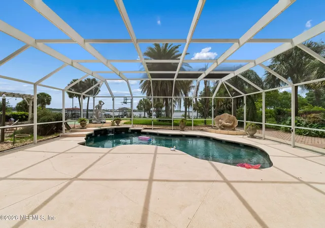 Photo 3 of Mansion for sale at 4728 University Blvd N, Jacksonville, FL 32277 | MLS# 2147556 | Listing updated on 2026-09-08