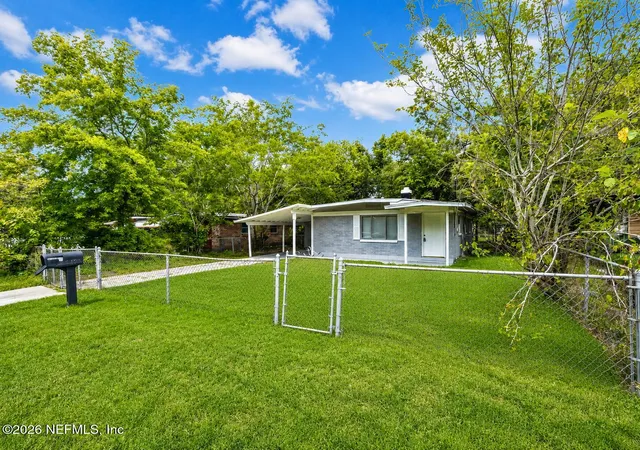4th image of 2467 25Th St W, Jacksonville, FL 32209 | MLS# 2147371