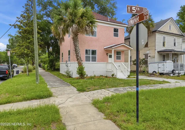 2nd image of 203 E 5th St, Jacksonville, FL 32206 | MLS# 2147178