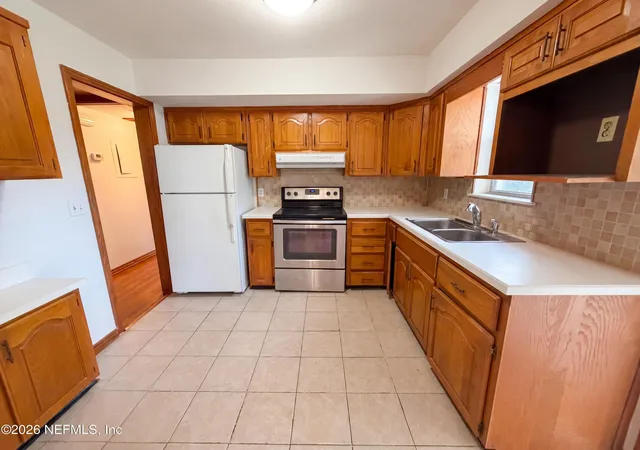 Homes for sale in Jacksonville, FL | 7073 Cotillion Rd N, Jacksonville, FL 32211 | MLS# 2147246