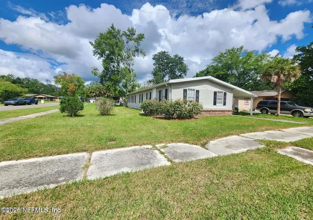 3rd image of 5827 Augo Ln, Jacksonville, FL 32244 | MLS# 2147376