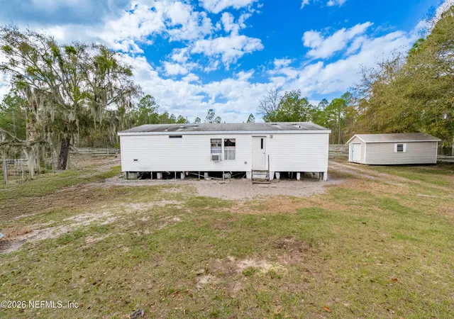 Photo 4 of Manufactured home for sale at 4504 Marilyn Ct, Keystone Heights, FL 32656 | MLS# 2147408 | Listing updated on 2026-09-23