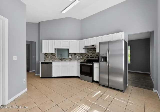 5th image of 3939 English Colony Dr S, Jacksonville, FL 32257 | MLS# 2147661