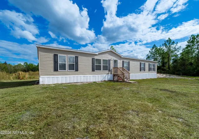 2nd image of 4500 Marilyn Ct, Keystone Heights, FL 32656 | MLS# 2147435