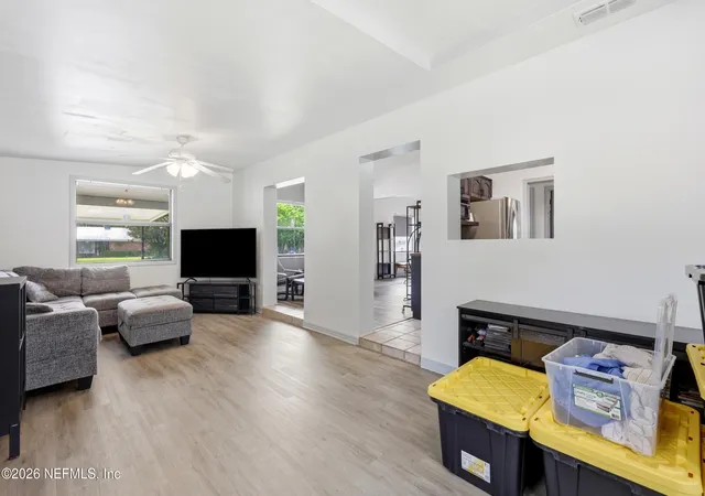 4th image of 10552 Villanova Rd, Jacksonville, FL 32218 | MLS# 2147428