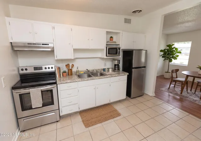 Photo 3 of Single family home for sale at 5601 Pansy Ln, Jacksonville, FL 32209 | MLS# 2147754 | Listing updated on 2026-09-07