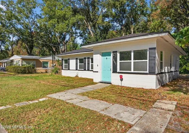 3rd image of 2603 Beaverbrook Pl, Jacksonville, FL 32254 | MLS# 2147563