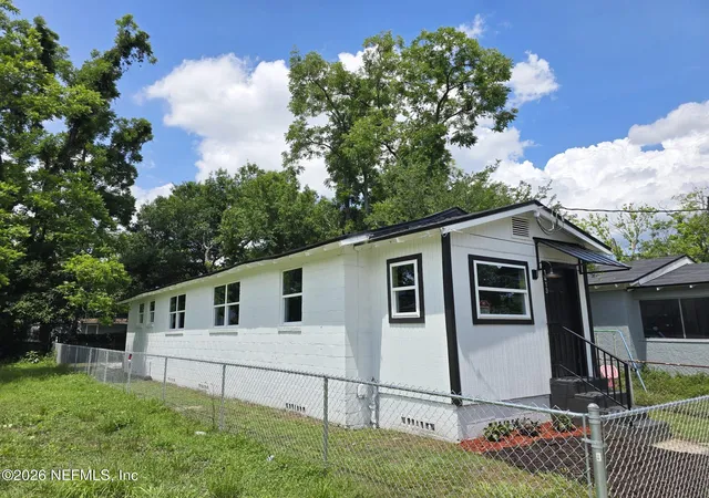 1st image of 1413 W 21st St, Jacksonville, FL 32209 | MLS# 2147828