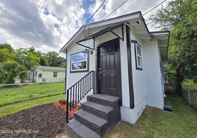2nd image of 1413 W 21st St, Jacksonville, FL 32209 | MLS# 2147828