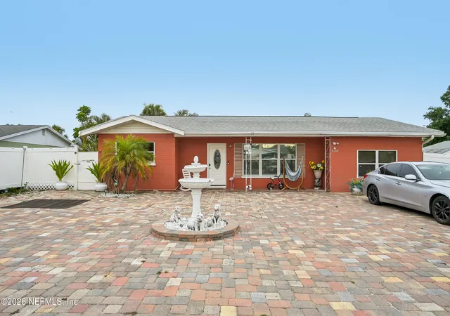 Photo 1 of Single family home for sale at 4310 82nd Street W, Bradenton, FL 34209 | MLS# 2147909 | Listing updated on 2026-07-08