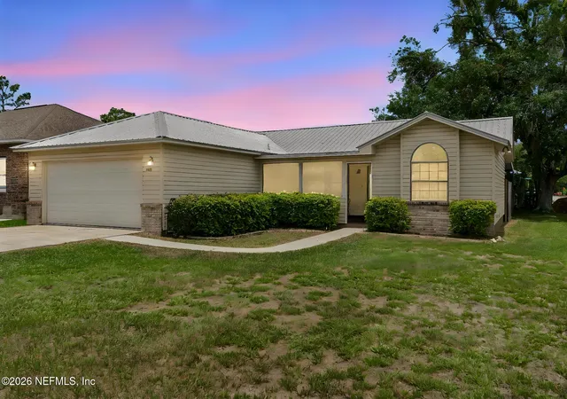 Photo 1 of Single family home for sale at 6102 W 1st Manor, Palatka, FL 32177 | MLS# 2147926 | Listing updated on 2026-08-02