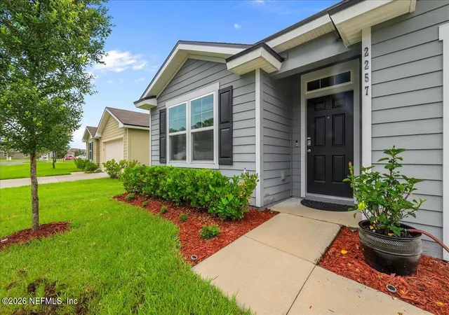 Photo 3 of Single family home for sale at 2257 Willow Springs Dr, Green Cove Springs, FL 32043 | MLS# 2148030 | Listing updated on 2026-10-08
