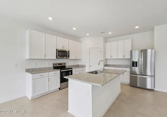 Photo 4 of Single family home for sale at 73 Wandering Crk Way, Palm Coast, FL 32164 | MLS# 2149654 | Listing updated on 2026-08-31