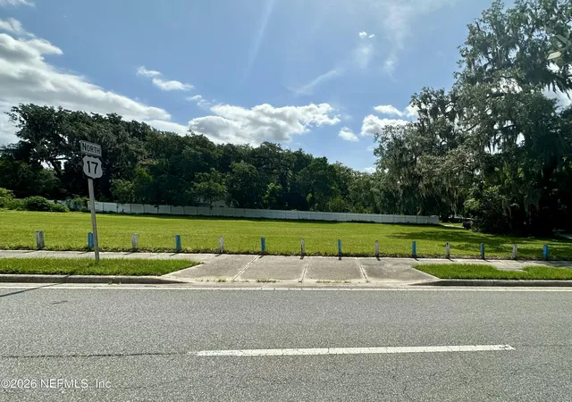 3rd image of 000 S Summit St, Crescent City, FL 32112 | MLS# 2148293