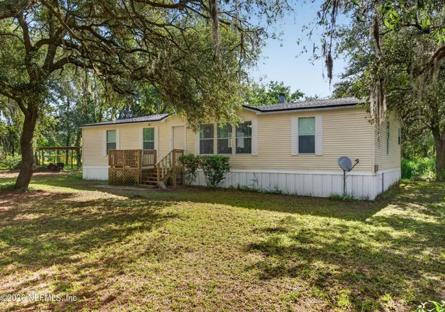 Photo 3 of Sale Pending at 3215 Robin Ln, Middleburg, FL 32068 | MLS# 2148094 | Listing updated on 2026-07-13
