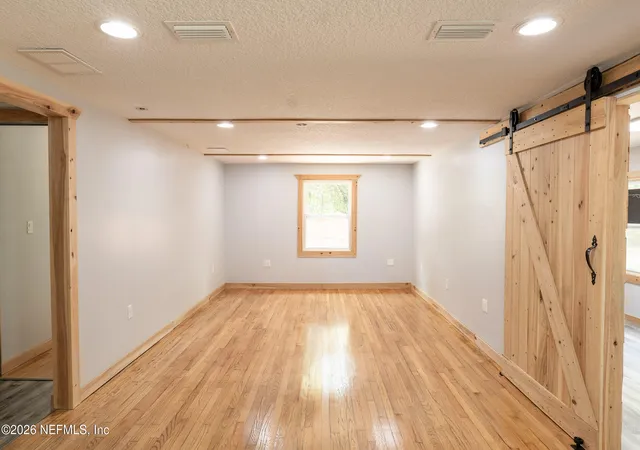 Photo 4 of Single family home for sale at 11325 Young Rd, Jacksonville, FL 32218 | MLS# 2148233 | Listing updated on 2026-06-02
