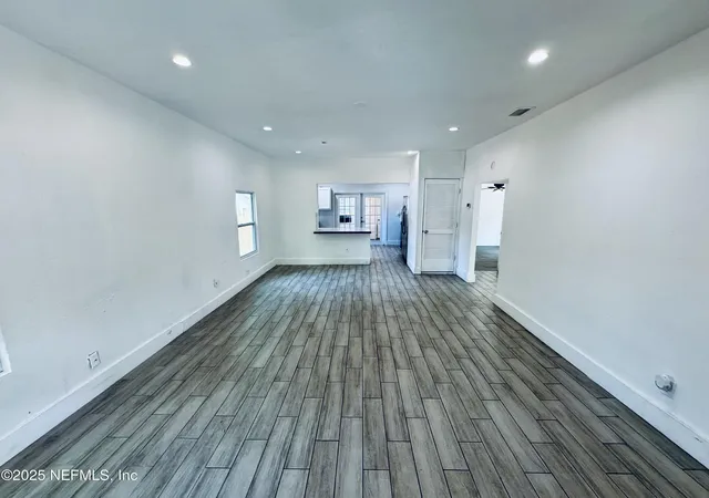 4th image of 1041 E 14Th St, Jacksonville, FL 32206 | MLS# 2148090