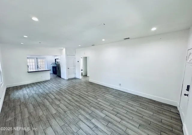 5th image of 1041 E 14Th St, Jacksonville, FL 32206 | MLS# 2148090