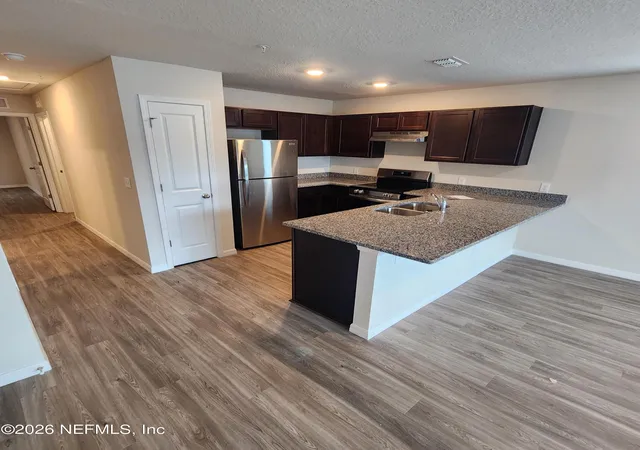 4th image of 6528 Sweetbay Ln, Jacksonville, FL 32244 | MLS# 2148154