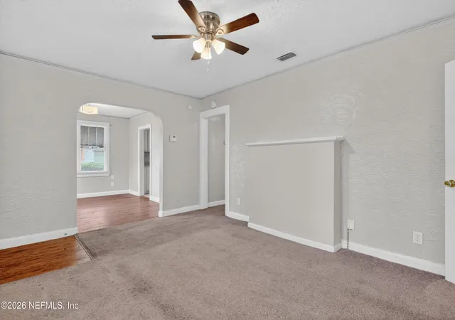 Photo 4 of Sale Pending at 385 Duray Ct, Jacksonville, FL 32208 | MLS# 2148344 | Listing updated on 2026-08-11