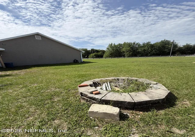 Photo 15 of Single family home for sale at 204 Comer Rd, Palatka, FL 32177 | MLS# 2148373 | Listing updated on 2026-06-15