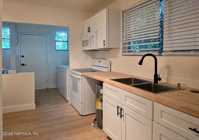 2nd image of 1227 W 3rd St, Jacksonville, FL 32209 | MLS# 2148618