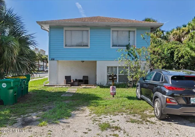 Photo 2 of House for sale at 208 13th Avenue N, Jacksonville Beach, FL 32250 | MLS# 2153091 | Listing updated on 2026-07-06