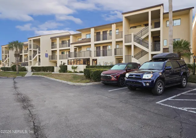 2nd image of 850 A1A Bch Blvd, Saint Augustine, FL 32080