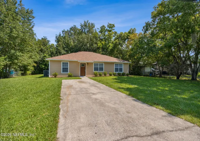 Homes for sale in Macclenny, FL | 423 South Blvd, Macclenny, FL 32063 | MLS# 2148795