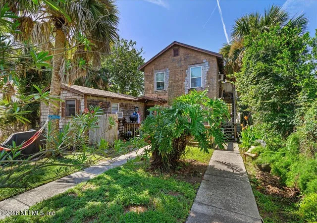 Photo 2 of House for sale at 214 13th Avenue N, Jacksonville Beach, FL 32250 | MLS# 2153111 | Listing updated on 2026-07-27