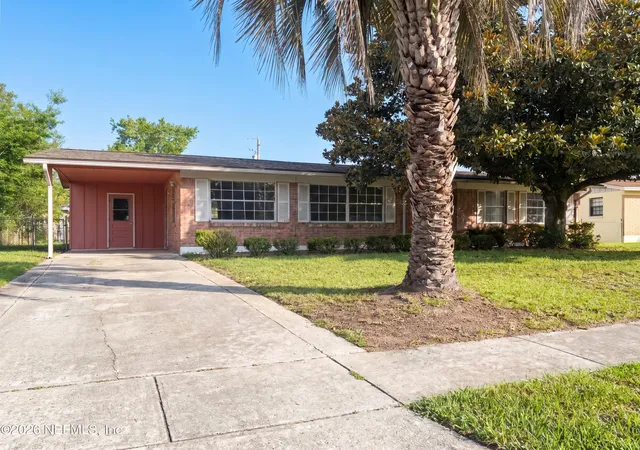 Photo 1 of Sale Pending at 279 Bonnlyn Dr, Orange Park, FL 32073 | MLS# 2148703 | Listing updated on 2026-07-24