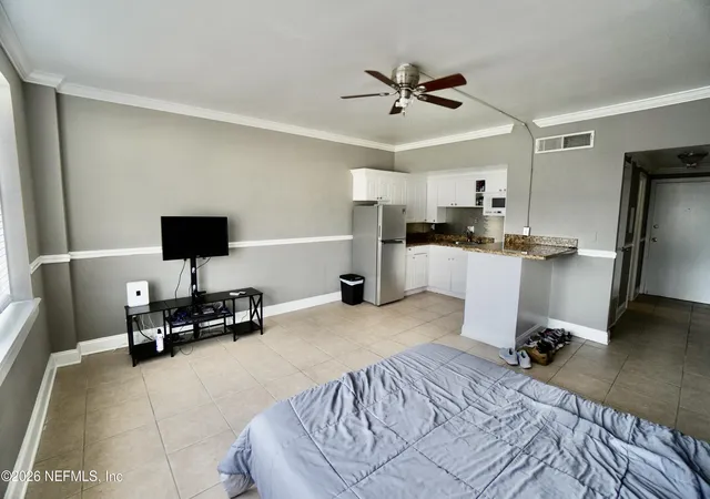 2nd image of 311 W Ashley St #812, Jacksonville, FL 32202 | MLS# 2148909
