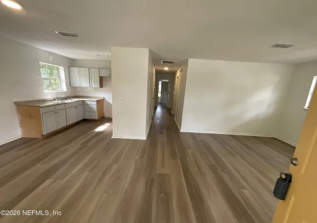 Photo 3 of Sale Pending at 1813 W 5th Street, Jacksonville, FL 32209 | MLS# 2148834 | Listing updated on 2026-07-21