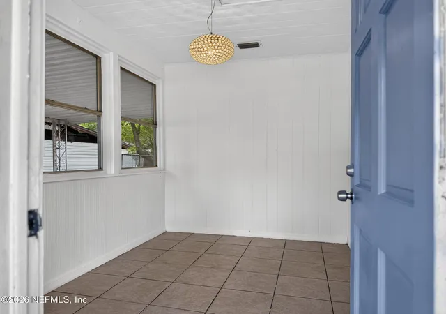 Photo 3 of Single family home for sale at 2229 Home Park Cir E, Jacksonville, FL 32207 | MLS# 2149047 | Listing updated on 2026-09-10