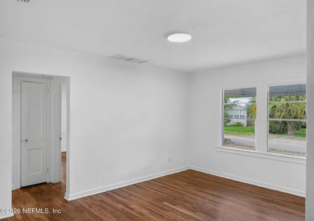 Photo 4 of Single family home for sale at 2229 Home Park Cir E, Jacksonville, FL 32207 | MLS# 2149047 | Listing updated on 2026-09-10