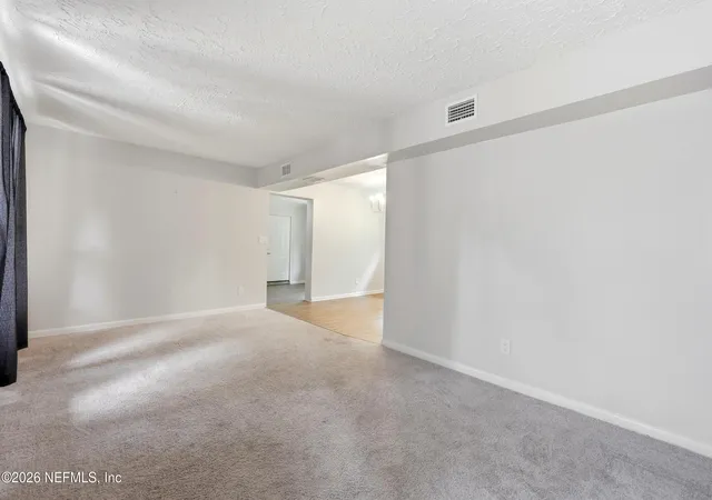Photo 4 of Single family home for sale at 7067 Clovis Rd, Jacksonville, FL 32205 | MLS# 2148920 | Listing updated on 2026-06-15