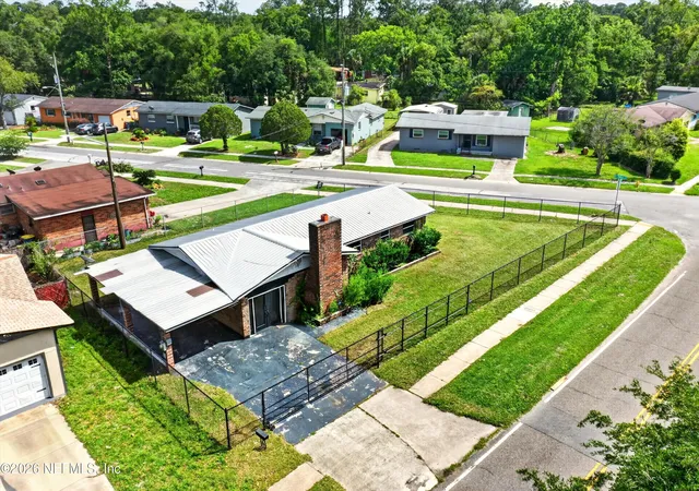 Photo 3 of Single family home for sale at 3842 Winton Dr, Jacksonville, FL 32208 | MLS# 2148991 | Listing updated on 2026-10-06