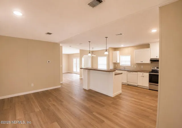 Homes for sale in East Palatka, FL | 130 W Louis Broer Rd, East Palatka, FL 32131 | MLS# 2149371